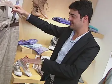 Fiona se va de compras para Jose Vicente Fiona se va de compras para Jose Vicente