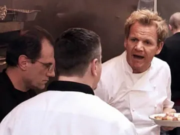 Caos durante las cenas en el Giuseppi's Caos durante las cenas en el Giuseppi's