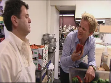 Gordon se desespera con el estado del restaurante Gordon se desespera con el estado del restaurante