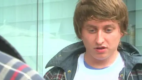 Cambiamos el look de Ricky Cambiamos el look de Ricky