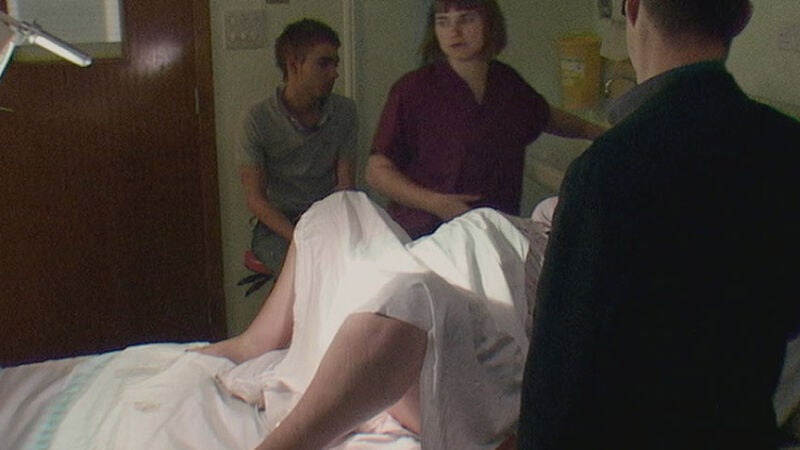 Tracy está de parto