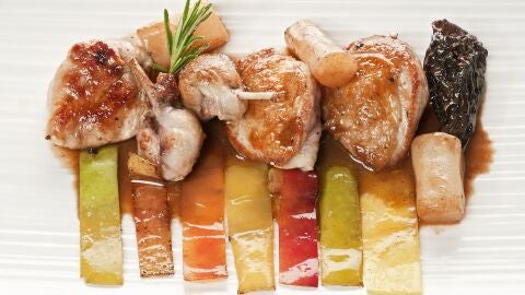 Codornices con c&aacute;scara de manzana