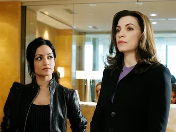 Alicia Florrick y Kalinda Sharma Alicia Florrick y Kalinda Sharma