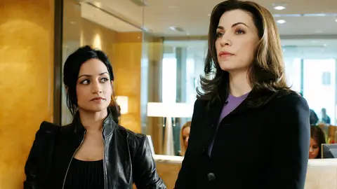 Alicia Florrick y Kalinda Sharma Alicia Florrick y Kalinda Sharma