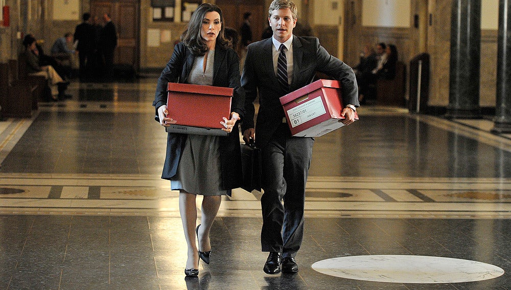 Alicia Florrick acudiendo al juzgado