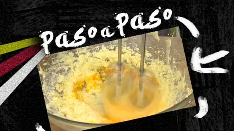 Paso a paso: Plum cake con batido de vainilla