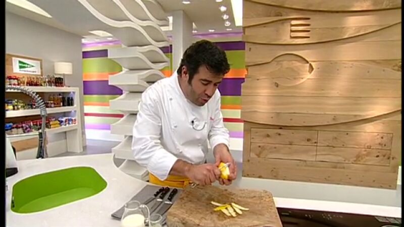 Crema al azafrán con sus guarniciones - Parte 1