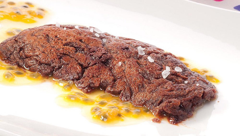 Tortilla fea de chocolate con puré de castañas
