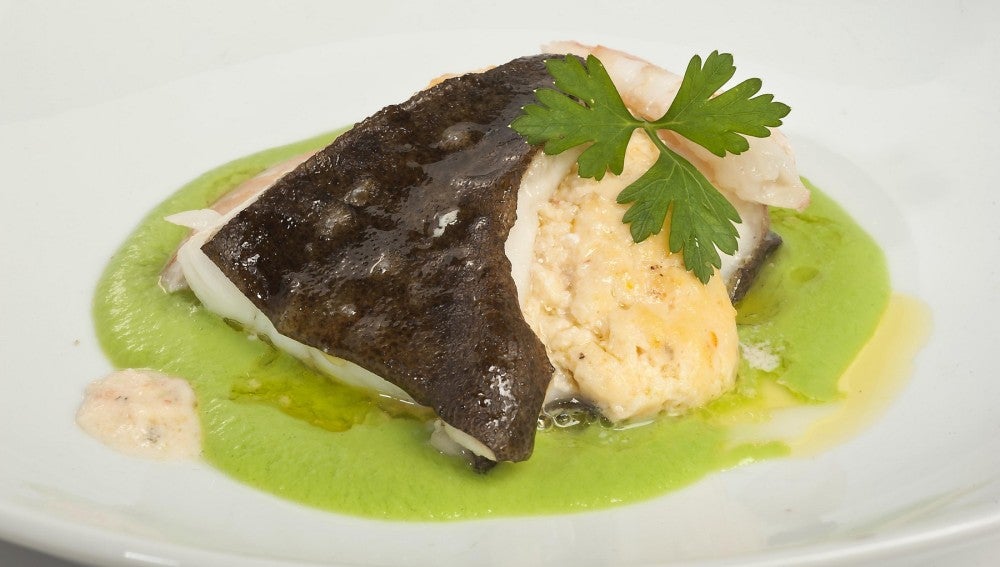 Rodaballo con muselina de langostinos