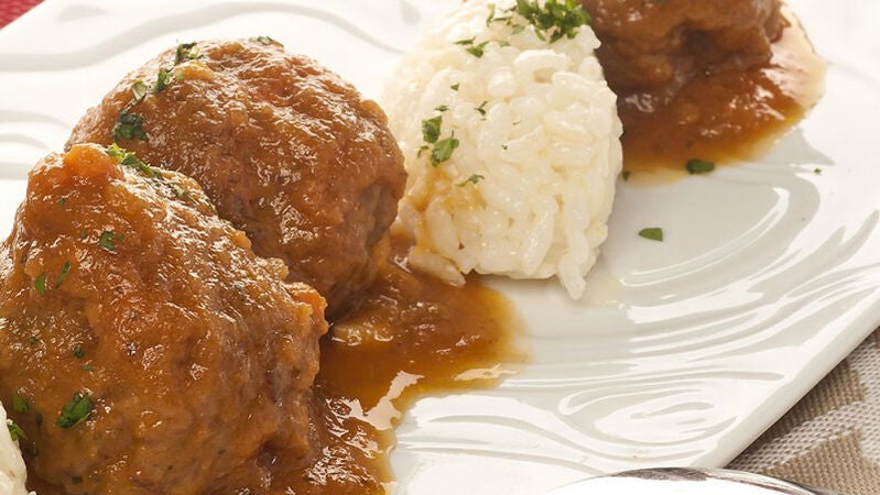 Ingredientes para hacer albóndigas de verduras con arroz
