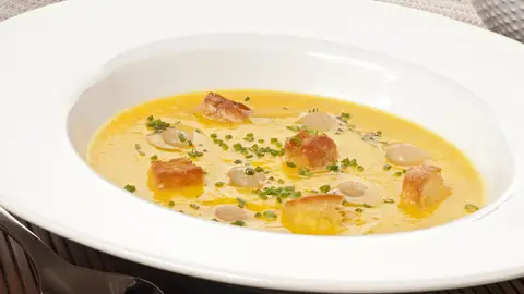 Purrasalda de piña y bacalao Purrasalda de piña y bacalao