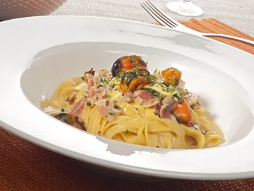 Tallarines, mejillones y chipotles Tallarines, mejillones y chipotles