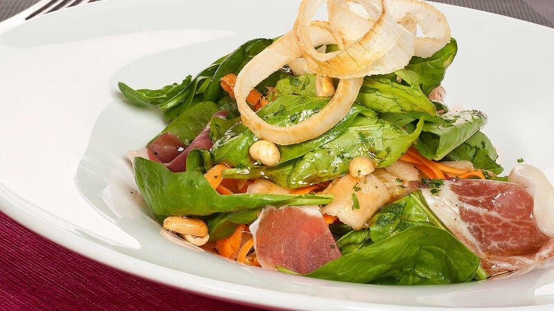 Ingredientes para la ensalada de espinacas