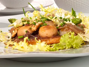 Tarta tatín con champiñones y endibias Tarta tatín con champiñones y endibias