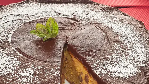 Bizcocho zanahoria con chocolate Bizcocho zanahoria con chocolate