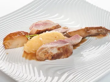 Codornices guisadas con manzanas ácidas Codornices guisadas con manzanas ácidas