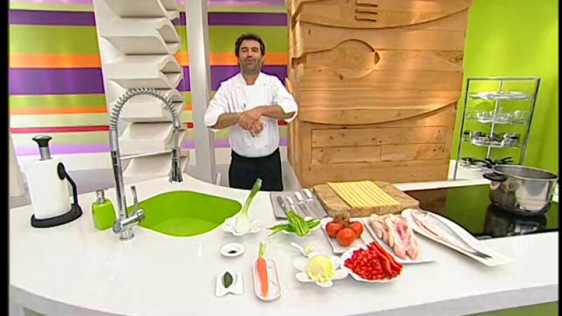 Lubina con tomate y manitas - Parte 1