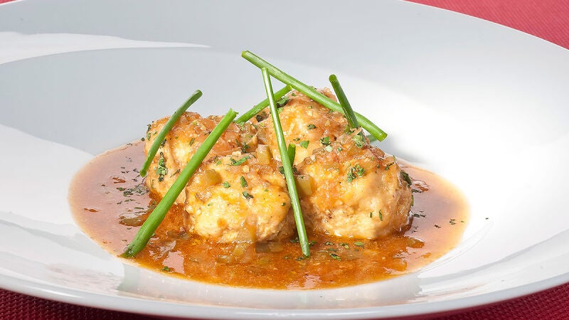 Albóndigas de conejo en salsa