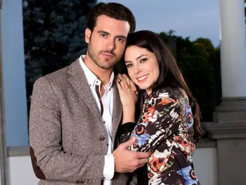 Corazón que miente Corazón que miente