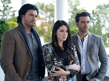 Corazón que miente Corazón que miente