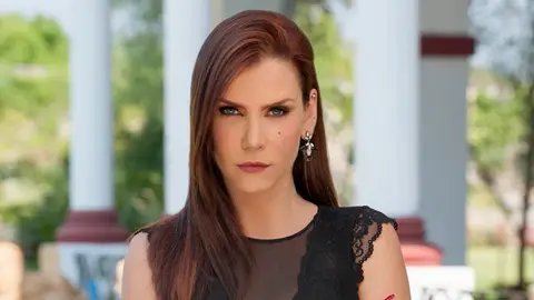 Gabriela Vargas es Deborah Piñeiro Gabriela Vargas es Deborah Piñeiro