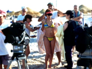 Valle luciendo bikini en Compañeros Valle luciendo bikini en Compañeros