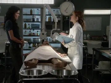 RIZZOLI & ISLES RIZZOLI & ISLES