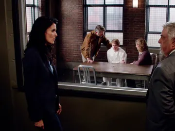 RIZZOLI & ISLES RIZZOLI & ISLES