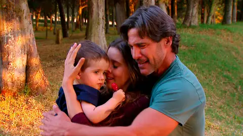 Fernanda se reencuentra con su familia Fernanda se reencuentra con su familia