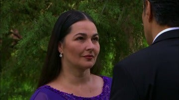 Frame 85.162345 de: "Te pido que me des la oportunidad de enamorarte"