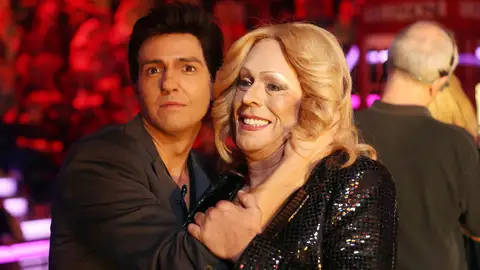 Juan Muñoz se convierte en toda una mujer Juan Muñoz se convierte en toda una mujer