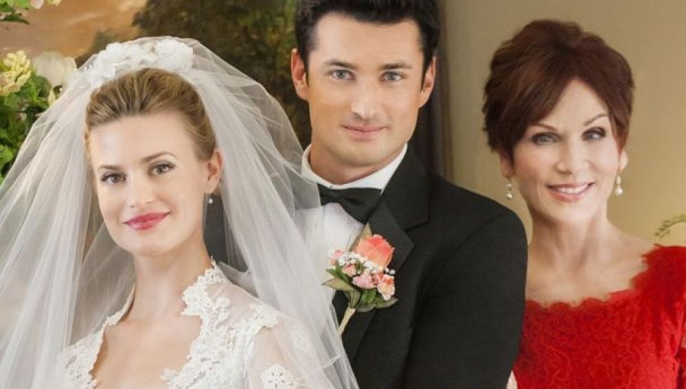 La boda de June