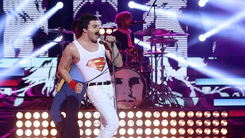 Blas Cantó interpreta un perfecto ‘Somebody to love’ en la piel del vocalista de Queen