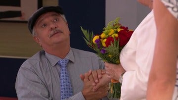 Frame 32.534402 de: La pedida de mano de Don Benito