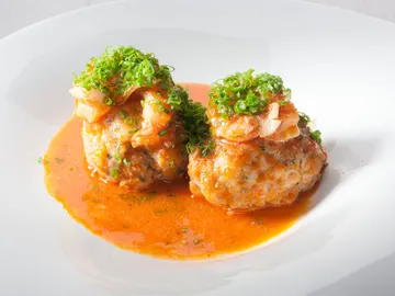 Albóndigas de pescado con semillas y salsa suquet Albóndigas de pescado con semillas y salsa suquet