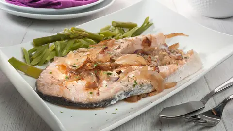 Salmón encebollado Salmón encebollado