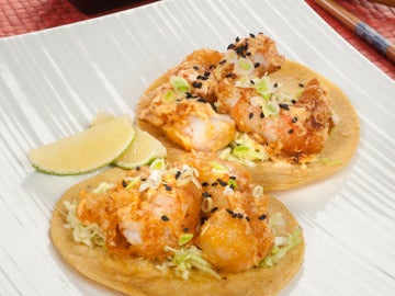 Tacos de gambas en tempura