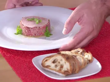 Frame 48.834141 de: Steak tartar trufado Frame 48.834141 de: Steak tartar trufado