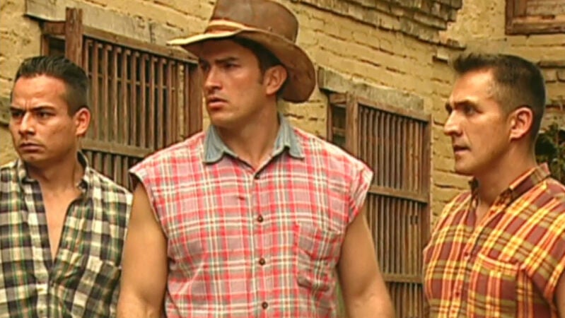 Don Martín busca ayuda para salvar a Norma