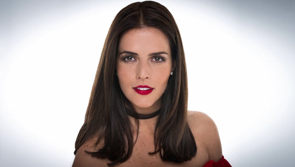 Claudia Álvarez es ISABEL MONTALBÁN