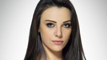 Tuvana Türkay 