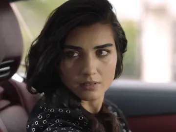 Elif, celosa Elif, celosa