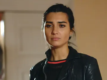 Elif Denizer Elif Denizer
