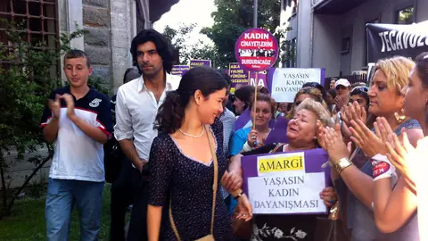 El mensaje de Fatmagül para todas las mujeres víctimas de violaciones El mensaje de Fatmagül para todas las mujeres víctimas de violaciones