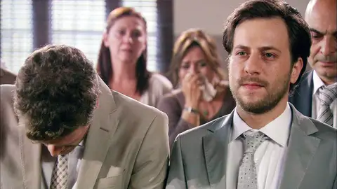 El juicio final en 'Fatmagül': la sentencia del juez contra los Yasaran El juicio final en 'Fatmagül': la sentencia del juez contra los Yasaran