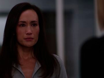 La agente Beth Davis acude entre lágrimas a Lawrence: "La he cagado" La agente Beth Davis acude entre lágrimas a Lawrence: "La he cagado"