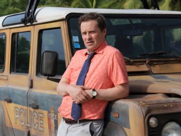 Así es Jack Mooney, el nuevo detective que llega a la isla de 'Crimen en el paraíso' Así es Jack Mooney, el nuevo detective que llega a la isla de 'Crimen en el paraíso'