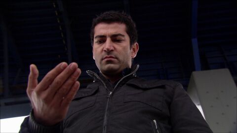 &Ouml;mer y Cengiz se hacen socios