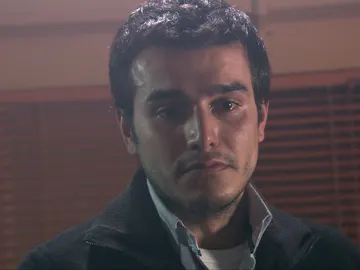 Mert, hermano de Ömer Mert, hermano de Ömer