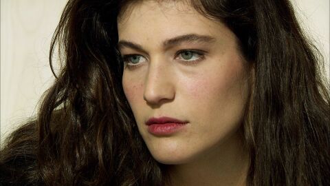 Bade: "Ezel me est&aacute; enga&ntilde;ando con Eysan"